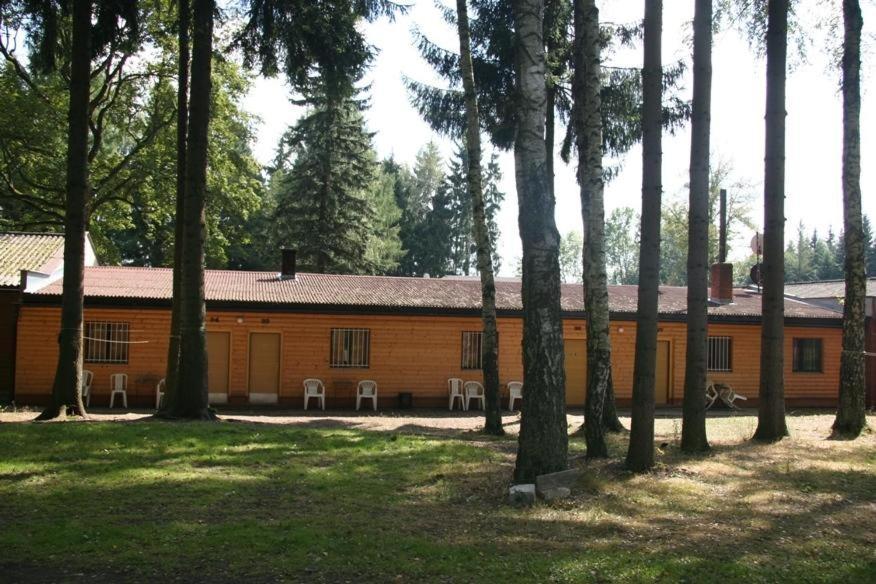 Chatový areál Zděřina Police nad Metují Exterior foto