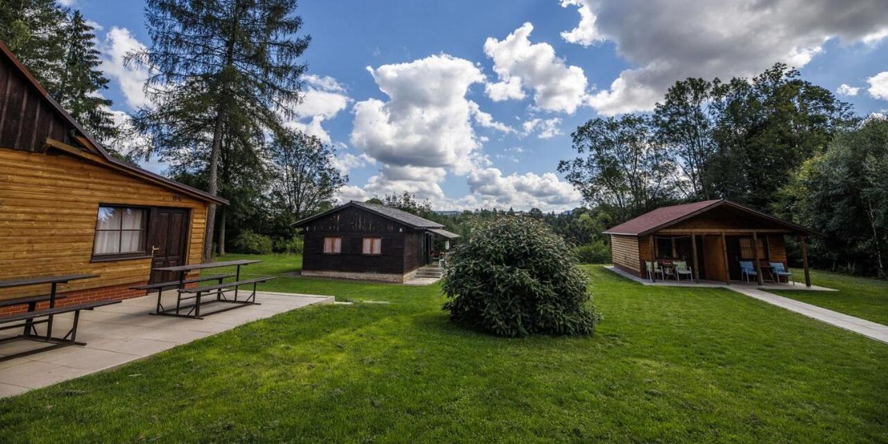 Chatový areál Zděřina Police nad Metují Exterior foto